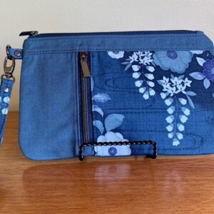 Zippy Clutch/Wristlet