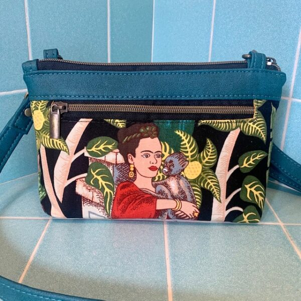 Neo Crossbody Bag - Image 2