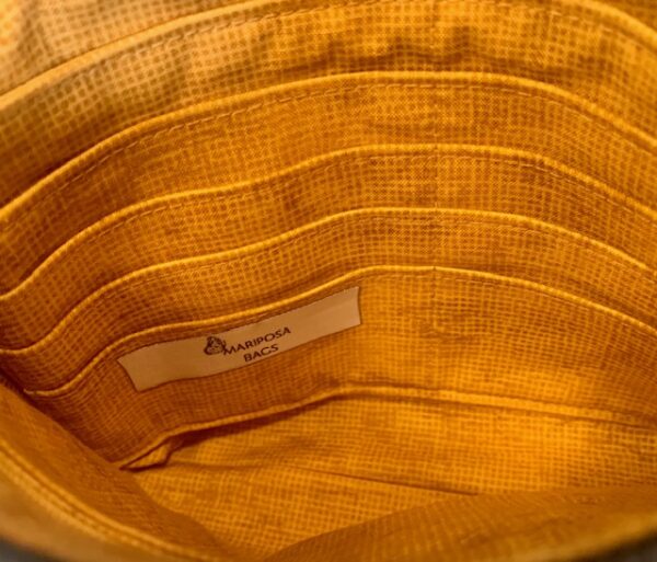Neo Crossbody Bag - Image 3